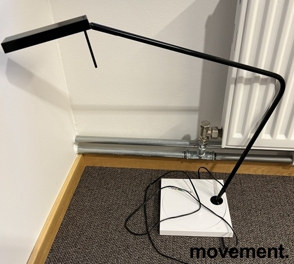 Solgt!Luxo Ninety i sort med hvit