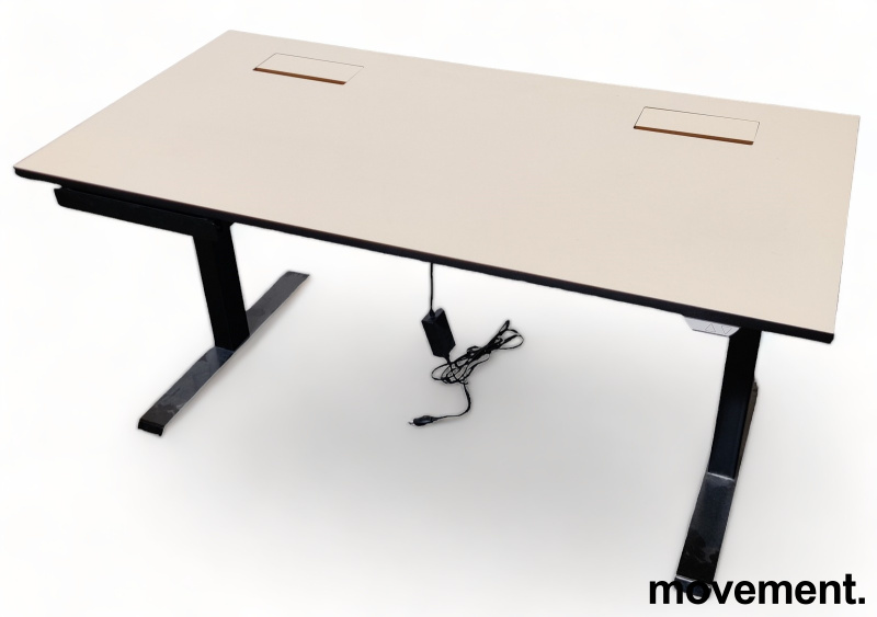 Solgt!Elektrisk hevsenk skrivebord fra - 1 / 6