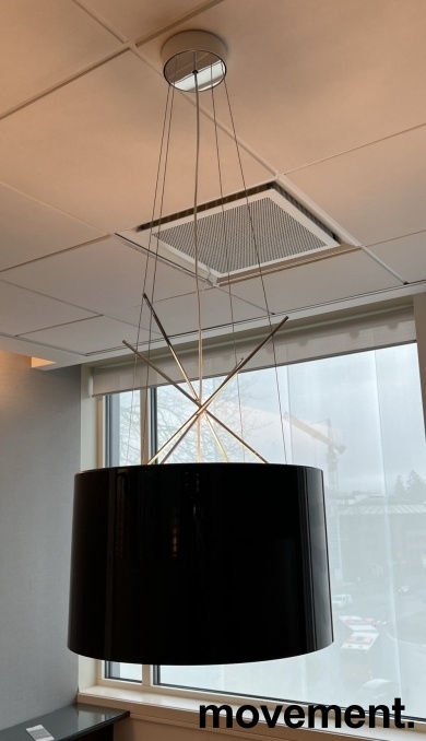 Solgt!Lekker design-taklampe fra Flos: - 2 / 2