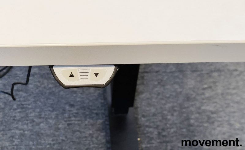 Solgt!Elektrisk hevsenk skrivebord fra - 3 / 5