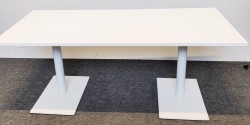 Møtebord i hvitt, 180x80cm, passer 6-8 personer, brukt understell med ny bordplate