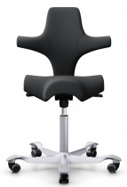 Ergonomisk kontorstol fra Håg: Capisco 8106, NY, grått stoff / sølvgrått fotkryss, 69cm maxhøyde