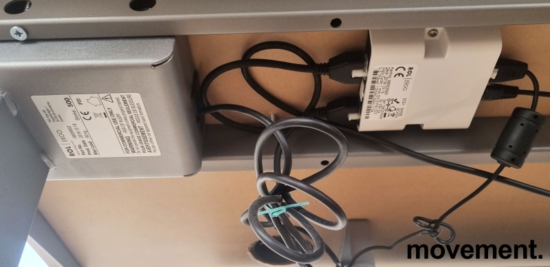 Solgt!EFG rektangulært skrivebord med - 4 / 4