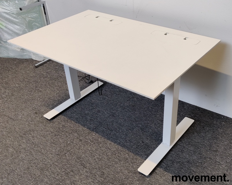 Solgt!Kompakt skrivebord med elektrisk - 1 / 5