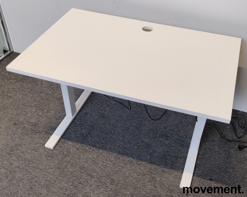 Solgt!Kompakt skrivebord med elektrisk - 1 / 6