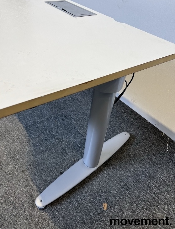 Solgt!Skrivebord med elektrisk hevsenk - 4 / 4