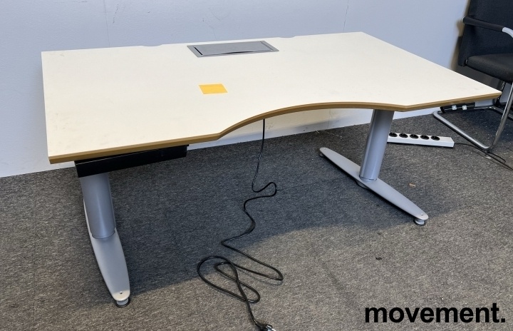 Solgt!Skrivebord med elektrisk hevsenk - 1 / 4