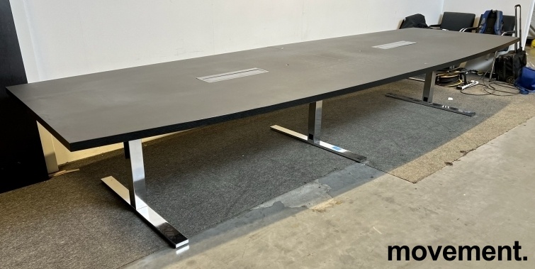 Solgt!Lekkert møtebord i sort linoleum - 1 / 6