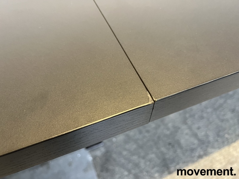 Solgt!Lekkert møtebord i sort linoleum - 6 / 6