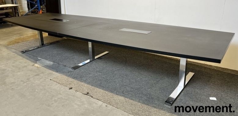 Solgt!Lekkert møtebord i sort linoleum - 2 / 6