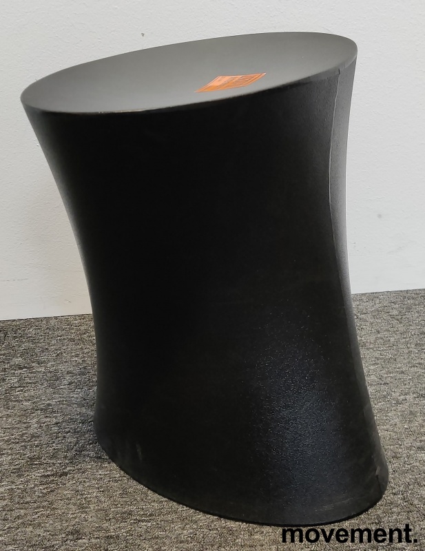 Liten, krakk  / sittepuff i sort, - 1 / 4
