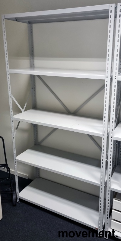 Solgt!Stålhylle / lagerhylle i lakkert - 1 / 2