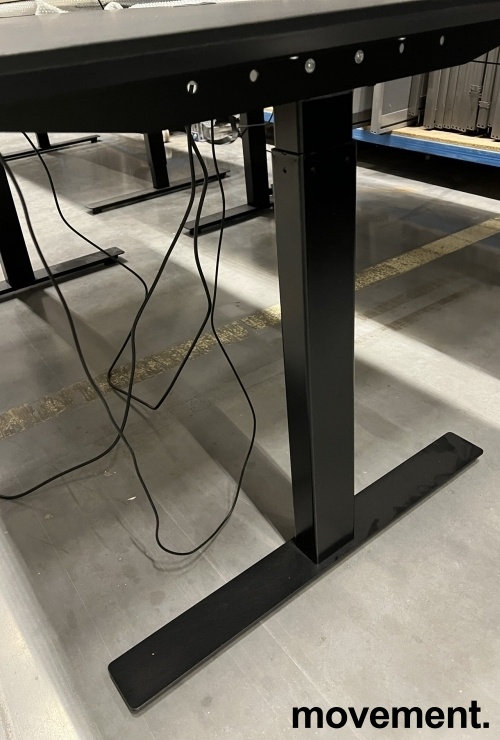Solgt!Skrivebord med elektrisk hevsenk i - 3 / 3
