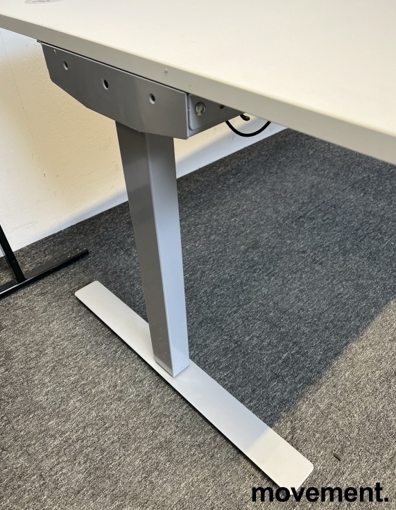 Solgt!Skrivebord med elektrisk hevsenk i - 3 / 3