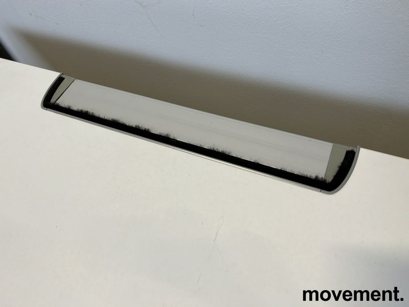 Solgt!Skrivebord med elektrisk hevsenk - 3 / 4