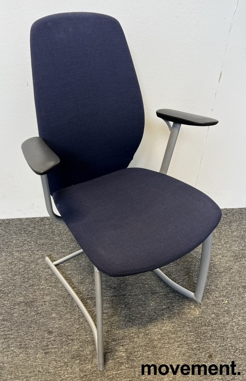 Solgt!Møteromsstol/besøksstol fra - 1 / 3