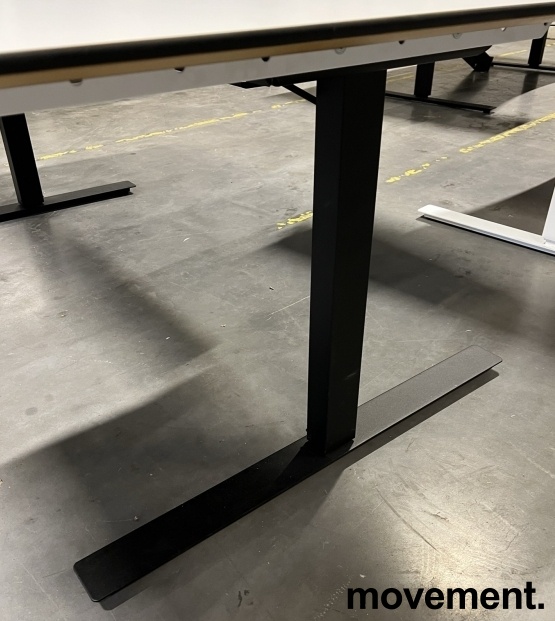 Solgt!Hjørneskrivebord med elektrisk - 3 / 4