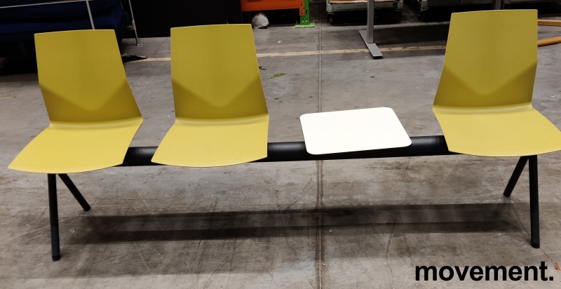 Solgt!Solid sittebenk fra FourDesign for - 1 / 4