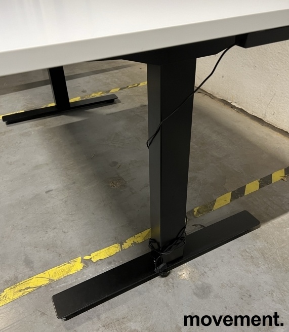 Skrivebord i hvitt / sort fra AJ - 2 / 2