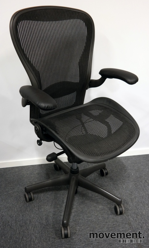Solgt!Kontorstol: Herman Miller Aeron i - 1 / 2