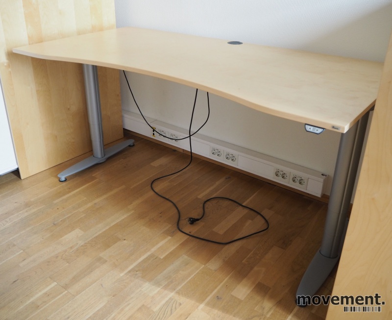 Solgt!Kinnarps T-serie elektrisk hevsenk - 1 / 5