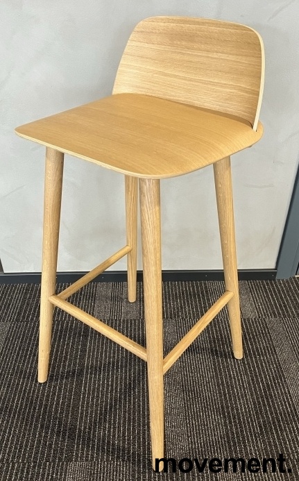 Solgt!Muuto Nerd Counter barstol i eik, - 1 / 2