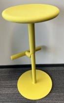 Magis Tibu barkrakk / barstol i gult, sittehøyde 60-75cm, design: Andersen & Voll, pent brukt