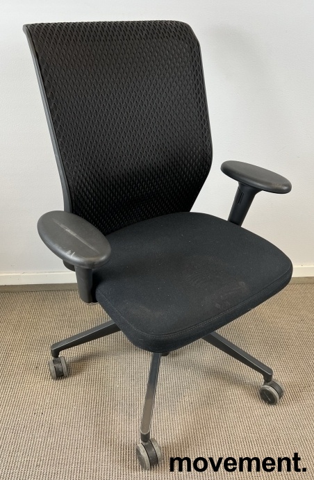 Solgt!Vitra ID Mesh kontorstol i sort - 1 / 2