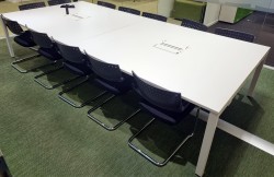 Stort, WorKit møtebord fra Vitra i hvitt, 360x160cm, passer 14-16 personer, pent brukt