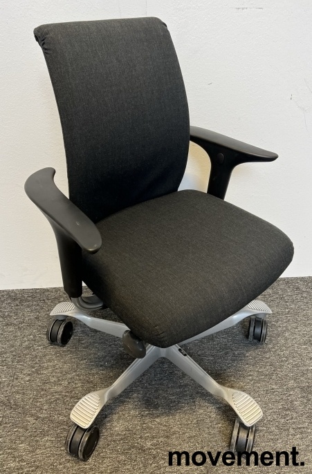 Solgt!HÅG H05 5300 kontorstol i mørkt - 1 / 2
