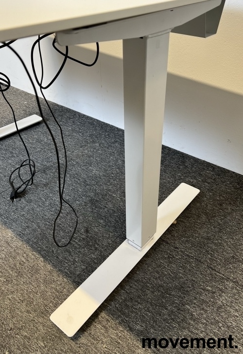 Solgt!Skrivebord med elektrisk hevsenk i - 4 / 4