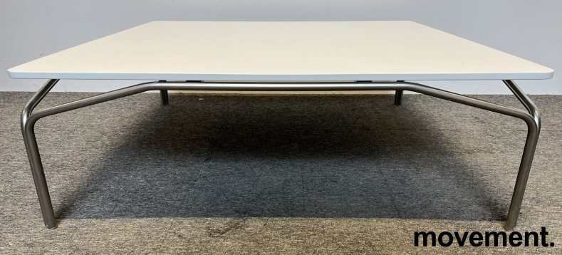 Loungebord / sofabord i hvitt / - 2 / 2