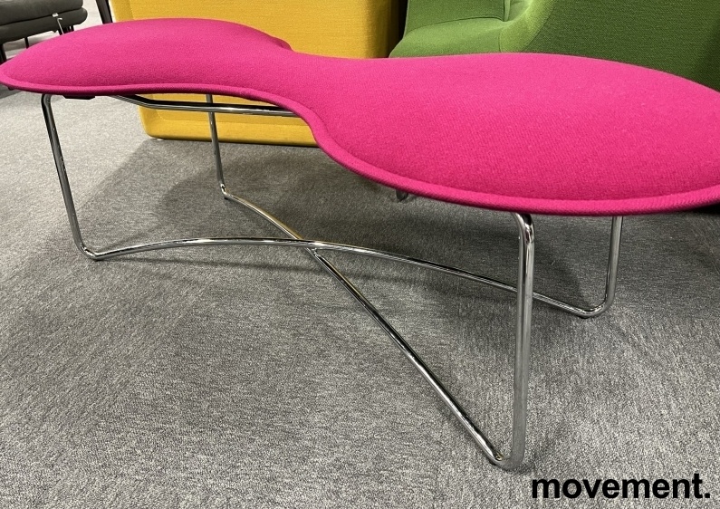 Solgt!Sittebenk / loungemøbel i dypt rosa - 2 / 2