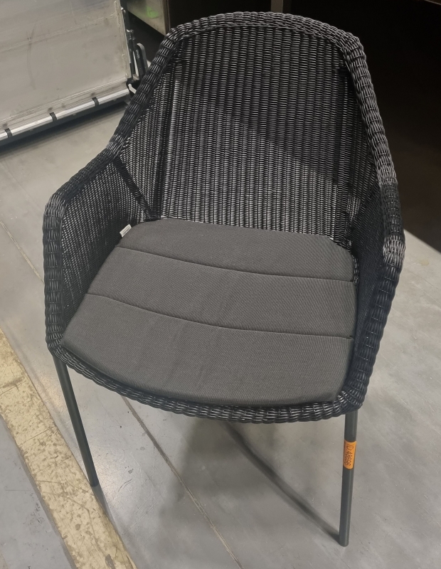 Utestol fra Cane-Line, modell