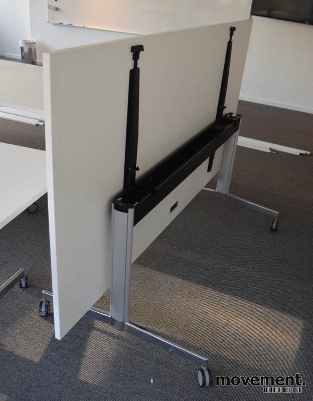 Solgt!Møtebord / kantinebord / klappbord - 3 / 6