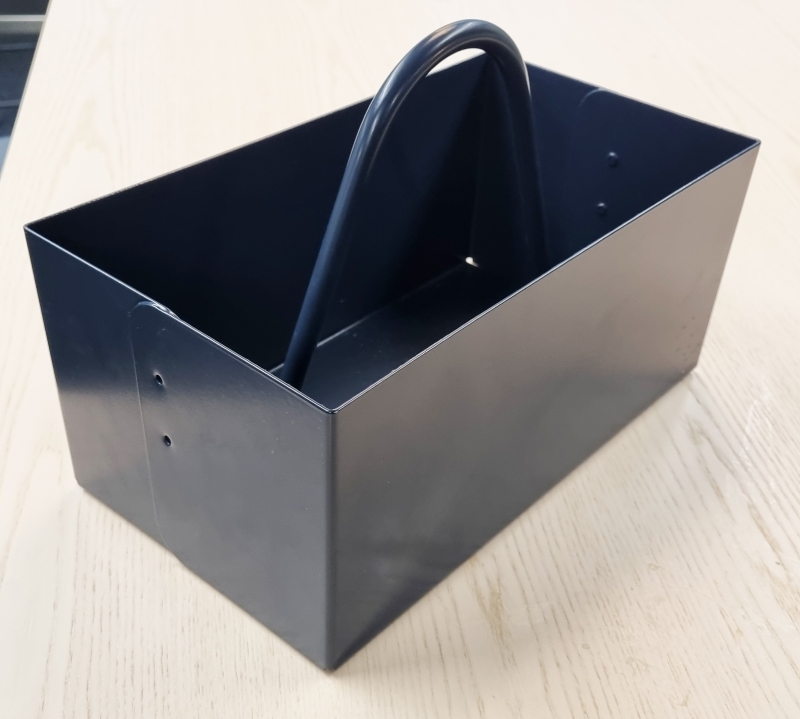 Praktisk metallboks for personlig