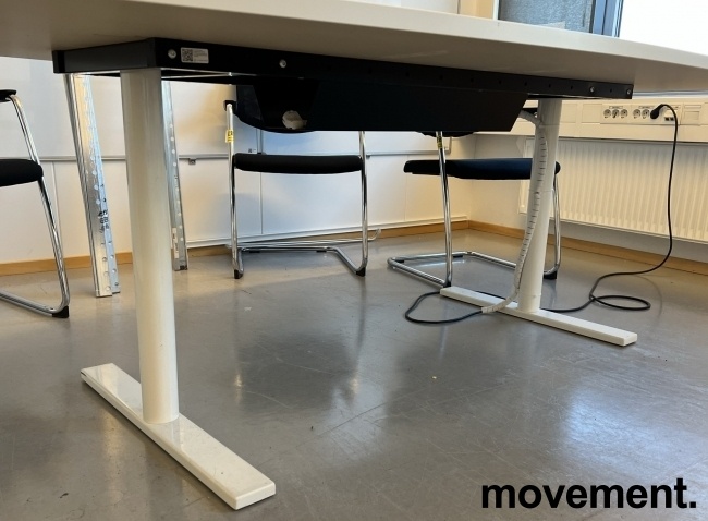 Solgt!Møtebord fra Svenheim i hvitt, - 2 / 3