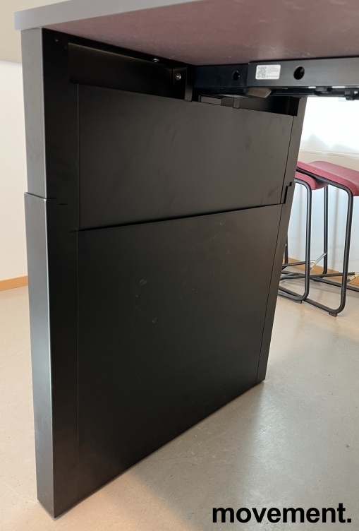 Solgt!Lekkert møtebord med elektrisk - 3 / 3