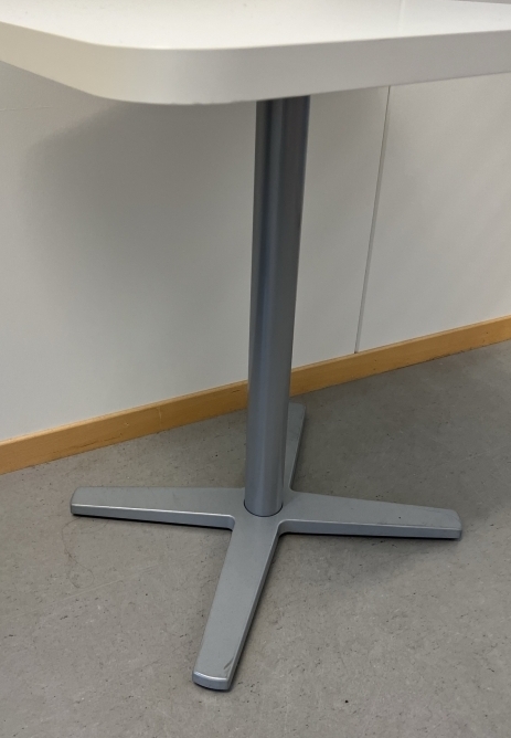 Lite møtebord / avlastningsbord /