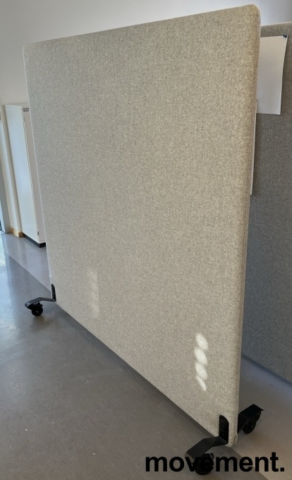 Solgt!Frittstående skillevegg fra - 1 / 2