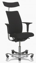 Håg H05 5500 kontorstol i sort med høy rygg, swingbackarmlener og nakkepute, pent brukt