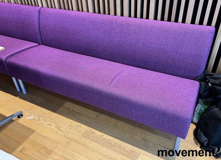 Solgt!Sittebenk / sofa for kantine e.l i - 1 / 2