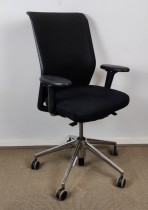 Vitra ID Mesh kontorstol i sort stoff / mesh rygg, armlener, sort kryss, pent brukt