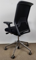 Vitra ID Mesh kontorstol i sort stoff / mesh rygg, armlener, sort kryss, pent brukt