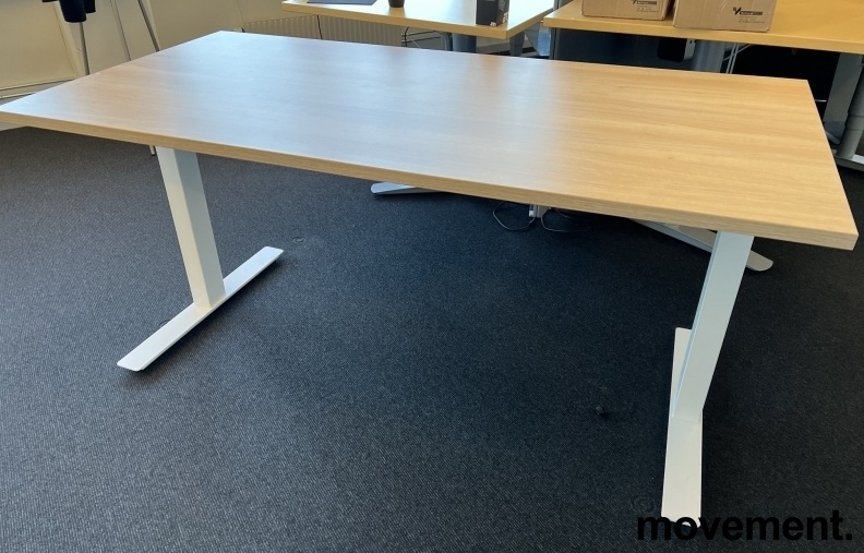 Solgt!Skrivebord i eik laminat / hvitt - 2 / 3