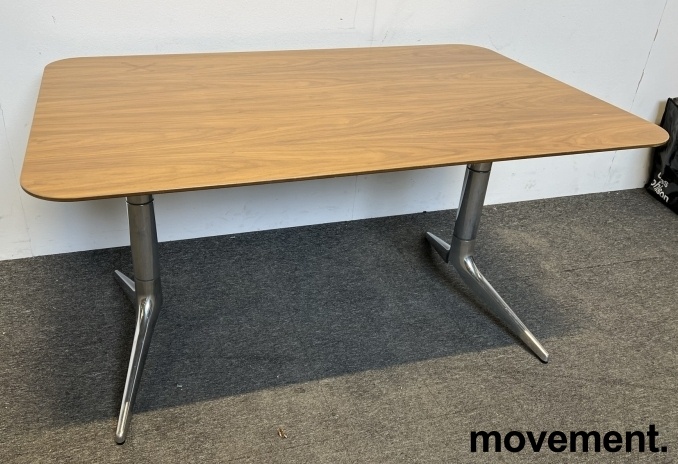 Solgt!Møtebord / konferansebord i valnøtt - 2 / 4