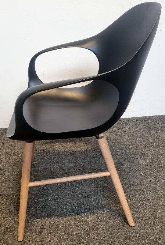 Konferansestol: Kristalia Elephant