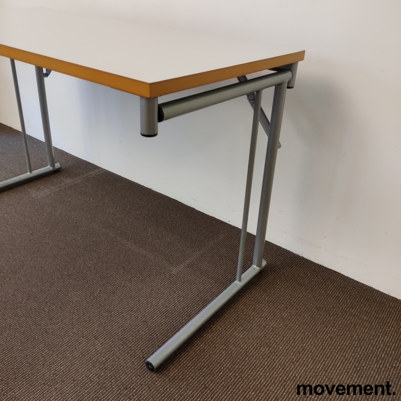 Solgt!Klappbord i hvit laminat uten - 1 / 2