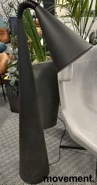Solgt!Stålampe i sort fra Marset, modell - 1 / 2