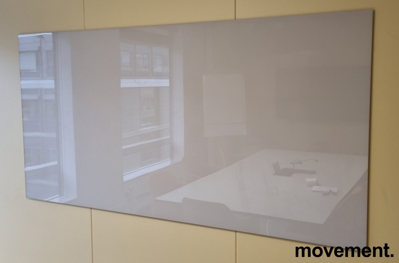 Solgt!Whiteboard i lys brun glass fra